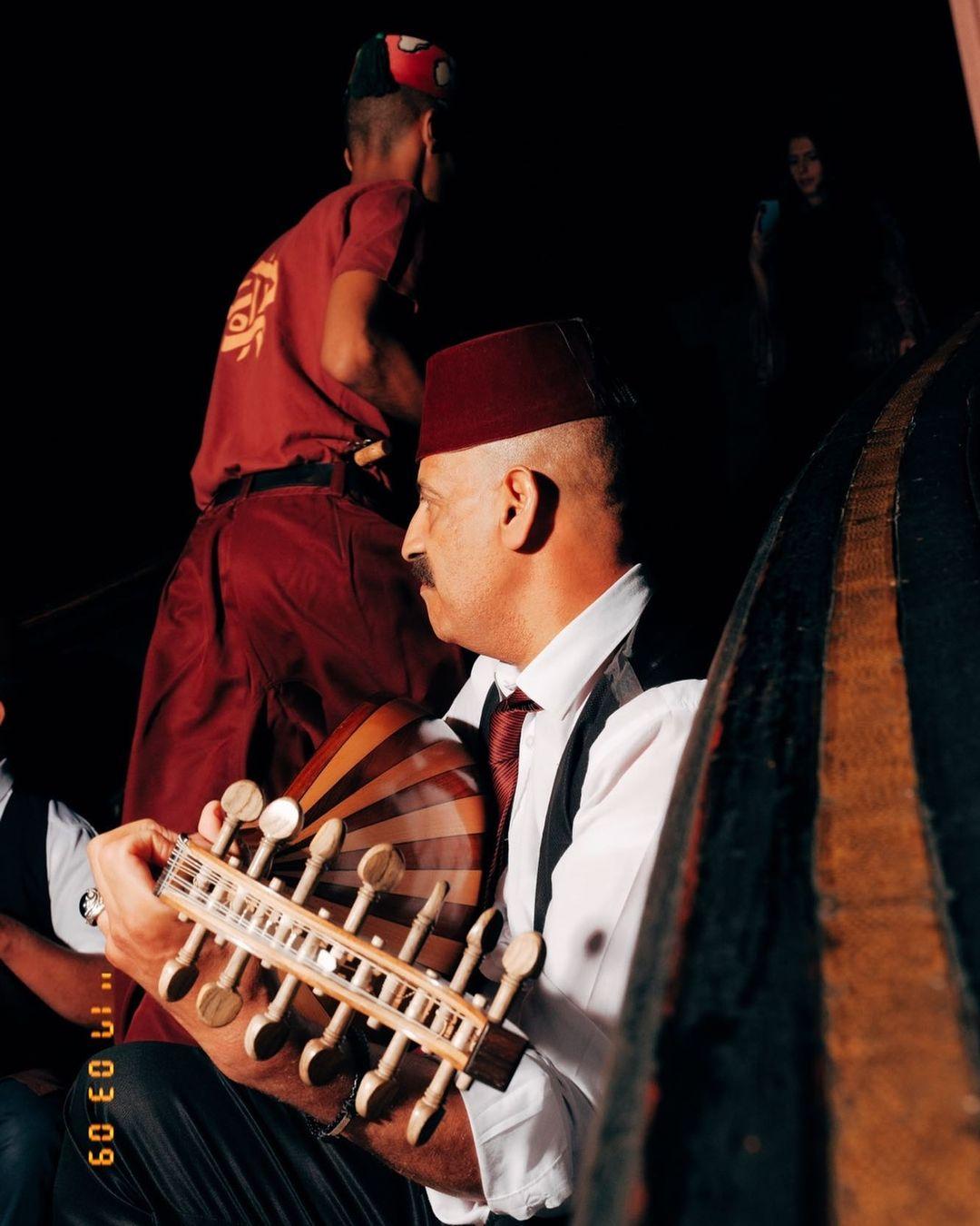 Réveillon 2027 à Marrakech : préparer son dîner spectacle au Comptoir Darna